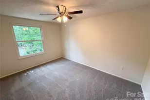 7827 Mallen Dr, Charlotte, NC 28212 - Photo 11