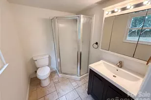 7827 Mallen Dr, Charlotte, NC 28212 - Photo 17