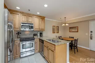 208 Bowling Park Rd, Asheville, NC 28803 - Photo 13