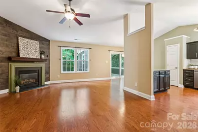 1826 Wilburn Park Lane NW, Charlotte, NC 28269 - Photo 5