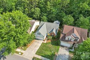 1826 Wilburn Park Ln NW, Charlotte, NC 28269 - Photo 41