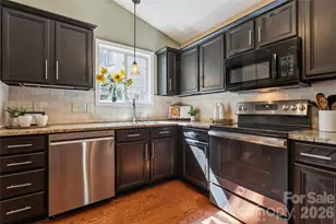 1826 Wilburn Park Ln NW, Charlotte, NC 28269 - Photo 11