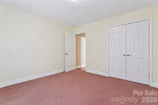 1826 Wilburn Park Ln NW, Charlotte, NC 28269 - Photo 27