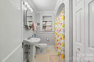 806 S Main Ave, Newton, NC 28658 - Photo 15