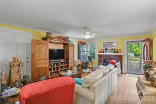 806 S Main Ave, Newton, NC 28658 - Photo 7