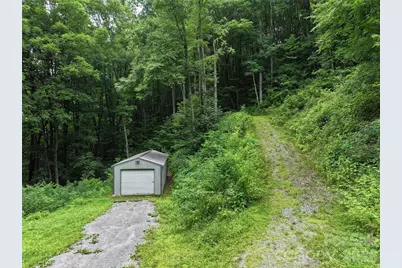 193 Tipstill Cove, Waynesville, NC 28786 - Photo 25