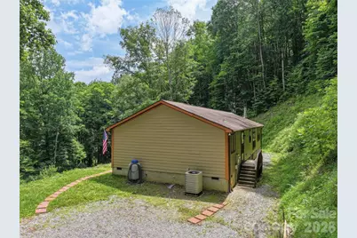 193 Tipstill Cove, Waynesville, NC 28786 - Photo 23