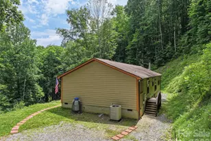 193 Tipstill Cove, Waynesville, NC 28786 - Photo 23