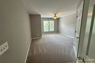 12770 Bullock Greenway Blvd, Charlotte, NC 28277 - Photo 9