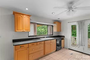 1705 Willow Rd, Hendersonville, NC 28739 - Photo 13