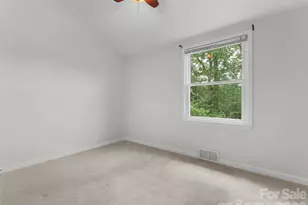 1705 Willow Rd, Hendersonville, NC 28739 - Photo 23