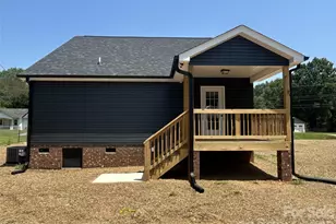 6 Wray St, York, SC 29745 - Photo 9