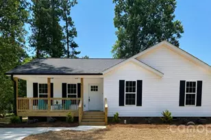 8 Wray St, York, SC 29745 - Photo 1