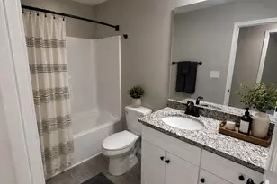8 Wray St, York, SC 29745 - Photo 21