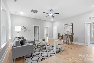 1106 Brookhurst Dr, Charlotte, NC 28205 - Photo 29