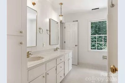 325 Stratfordshire Drive, Matthews, NC 28105 - Photo 31