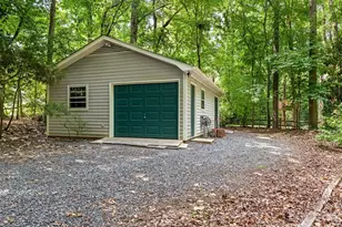 325 Stratfordshire Dr, Matthews, NC 28105 - Photo 43