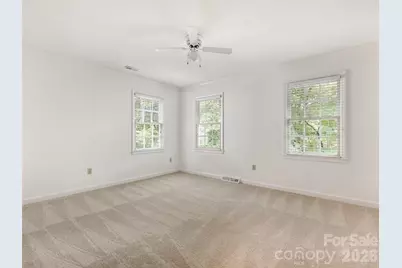 325 Stratfordshire Drive, Matthews, NC 28105 - Photo 33