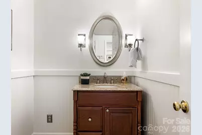 325 Stratfordshire Drive, Matthews, NC 28105 - Photo 15