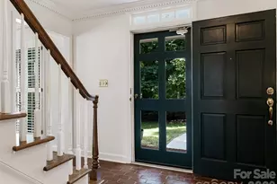 325 Stratfordshire Dr, Matthews, NC 28105 - Photo 5