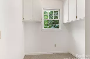 325 Stratfordshire Dr, Matthews, NC 28105 - Photo 35