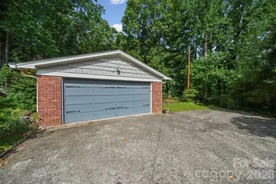 124 Fernwood Drive, Gaffney, SC 29340 - Photo 27
