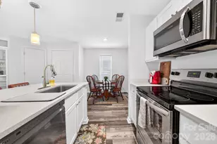 11 Hamiltons Bay Ct, Clover, SC 29710 - Photo 11