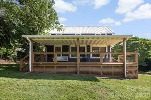 2252 Riceville Rd, Asheville, NC 28805 - Photo 3