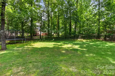 4131 Beauvista Drive, Charlotte, NC 28269 - Photo 37