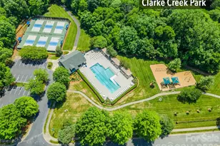 4131 Beauvista Dr, Charlotte, NC 28269 - Photo 43