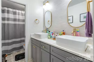 4131 Beauvista Dr, Charlotte, NC 28269 - Photo 31