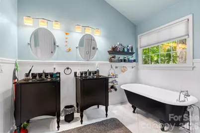 4131 Beauvista Drive, Charlotte, NC 28269 - Photo 23