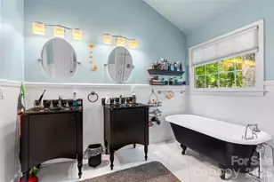 4131 Beauvista Dr, Charlotte, NC 28269 - Photo 23