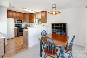 105 Toxaway Vws Dr, Lake Toxaway, NC 28747 - Photo 11