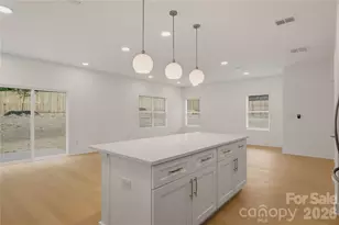9326 Horseshoe Bend Dr, Charlotte, NC 28215 - Photo 13