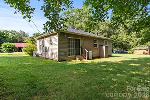 2224 Catawba Heights, Lincolnton, NC 28092 - Photo 5