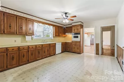 3836 York Street, Sharon, SC 29742 - Photo 9