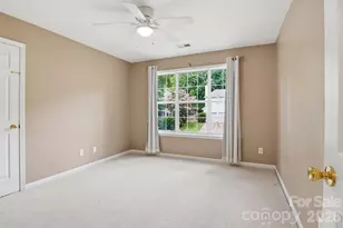 7533 Lady Bank Dr, Charlotte, NC 28269 - Photo 23