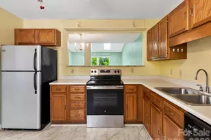3404 Florham Pl, Asheville, NC 28806 - Photo 5