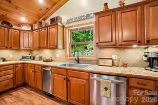 469 Tearshirt Ln, Mars Hill, NC 28754 - Photo 11