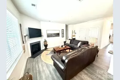 5120 Briscoe Drive, Charlotte, NC 28214 - Photo 11
