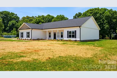 4489 Taylorsville Hwy Highway, Statesville, NC 28677 - Photo 3