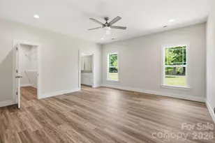 4489 Taylorsville Hwy Hwy, Statesville, NC 28677 - Photo 29