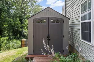 50 Ridgeland Ln, Asheville, NC 28805 - Photo 11