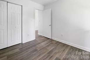 1050 21st Ave NW, Hickory, NC 28601 - Photo 27