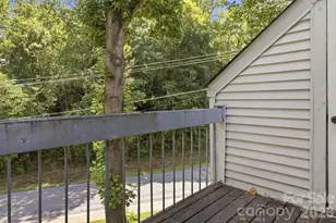 1050 21st Ave NW, Hickory, NC 28601 - Photo 11