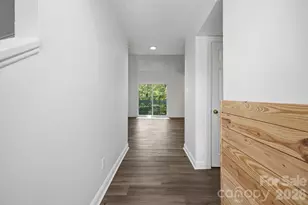 1050 21st Ave NW, Hickory, NC 28601 - Photo 5