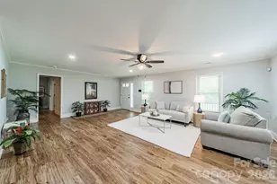 7400 Sample Rd, Huntersville, NC 28078 - Photo 17