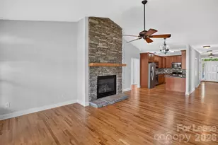 35 Copper Ct, Hendersonville, NC 28792 - Photo 13