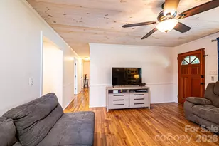 2729 Horseford Rd, Lenoir, NC 28645 - Photo 13